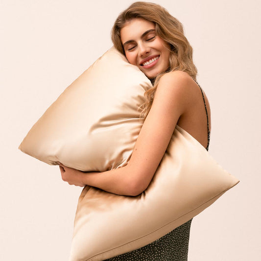 Gift: Natural 100% silk pillowcase